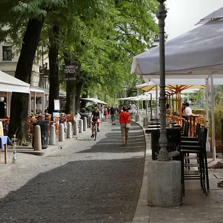 Rok's Mini Penthouse Apartamento *