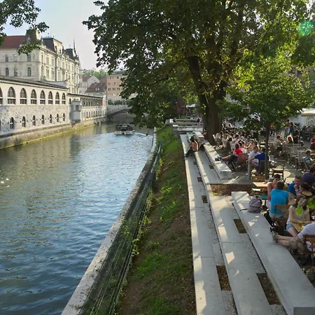 Apartamento Rok's Mini Penthouse Liubliana