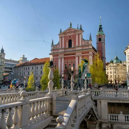 Apartamento Rok's Mini Penthouse Liubliana