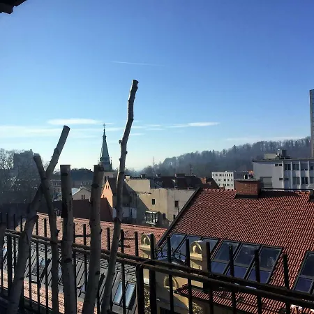 Rok's Mini Penthouse *