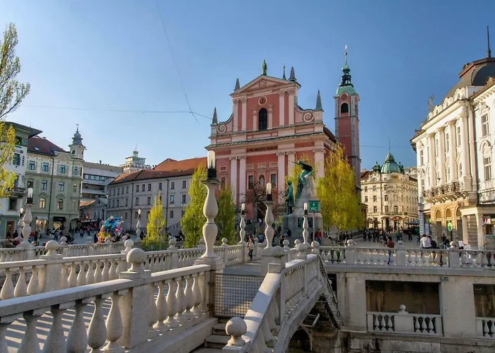 דירה Rok's Mini Penthouse לובליאנה